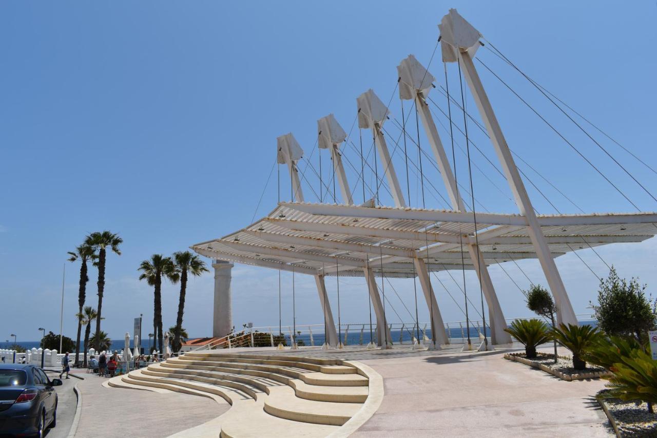 Fantastic Studio - Beachfront Leilighet Torrox Eksteriør bilde