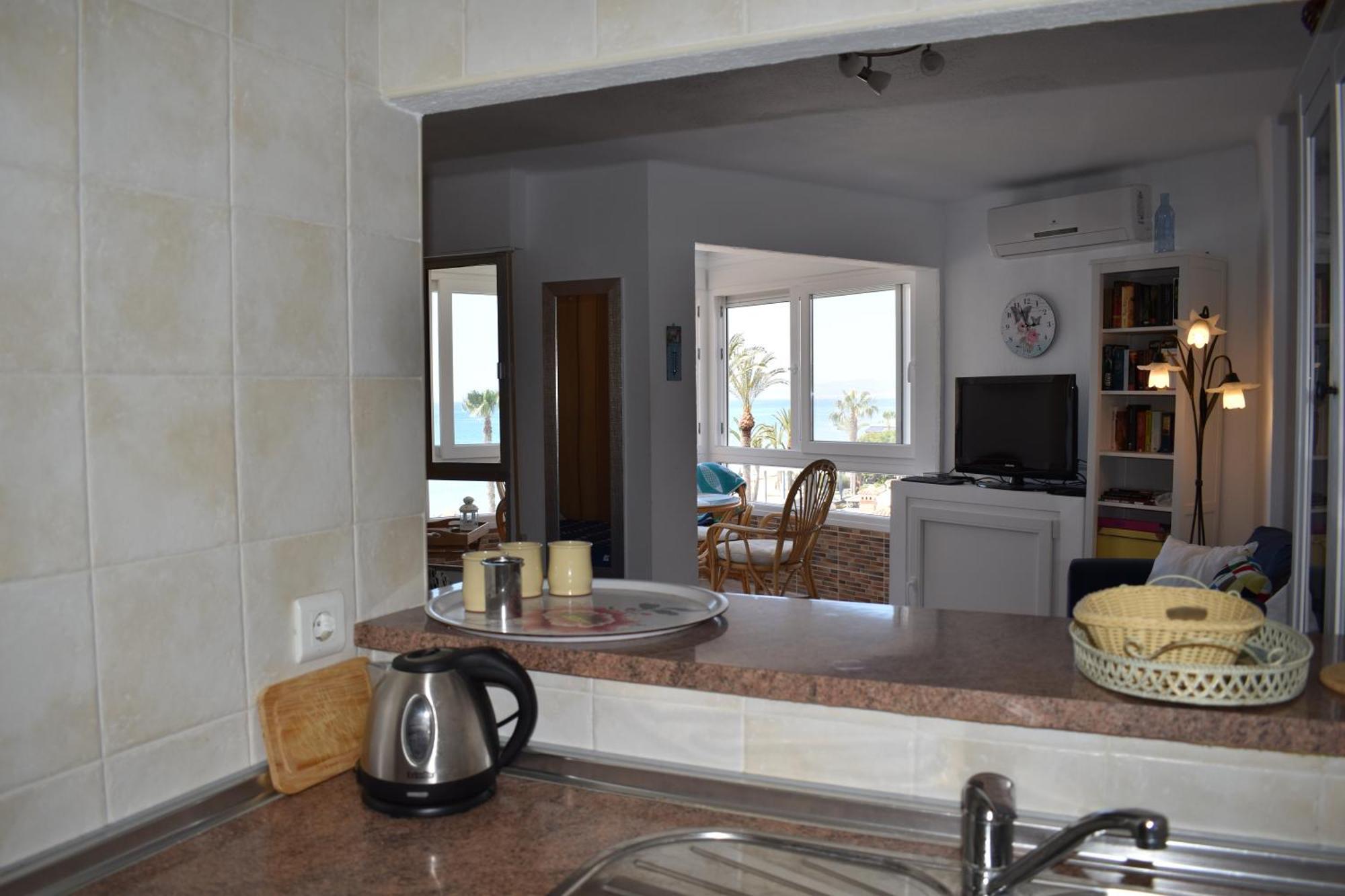 Fantastic Studio - Beachfront Leilighet Torrox Eksteriør bilde